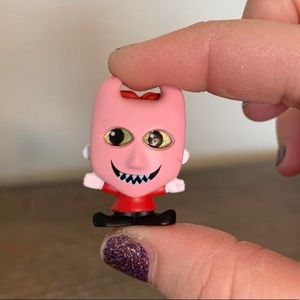 Disney doorables nightmare before Christmas: Lock.